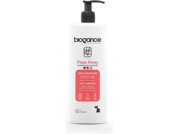 Biogance Dog Fleas Away dog shampoo