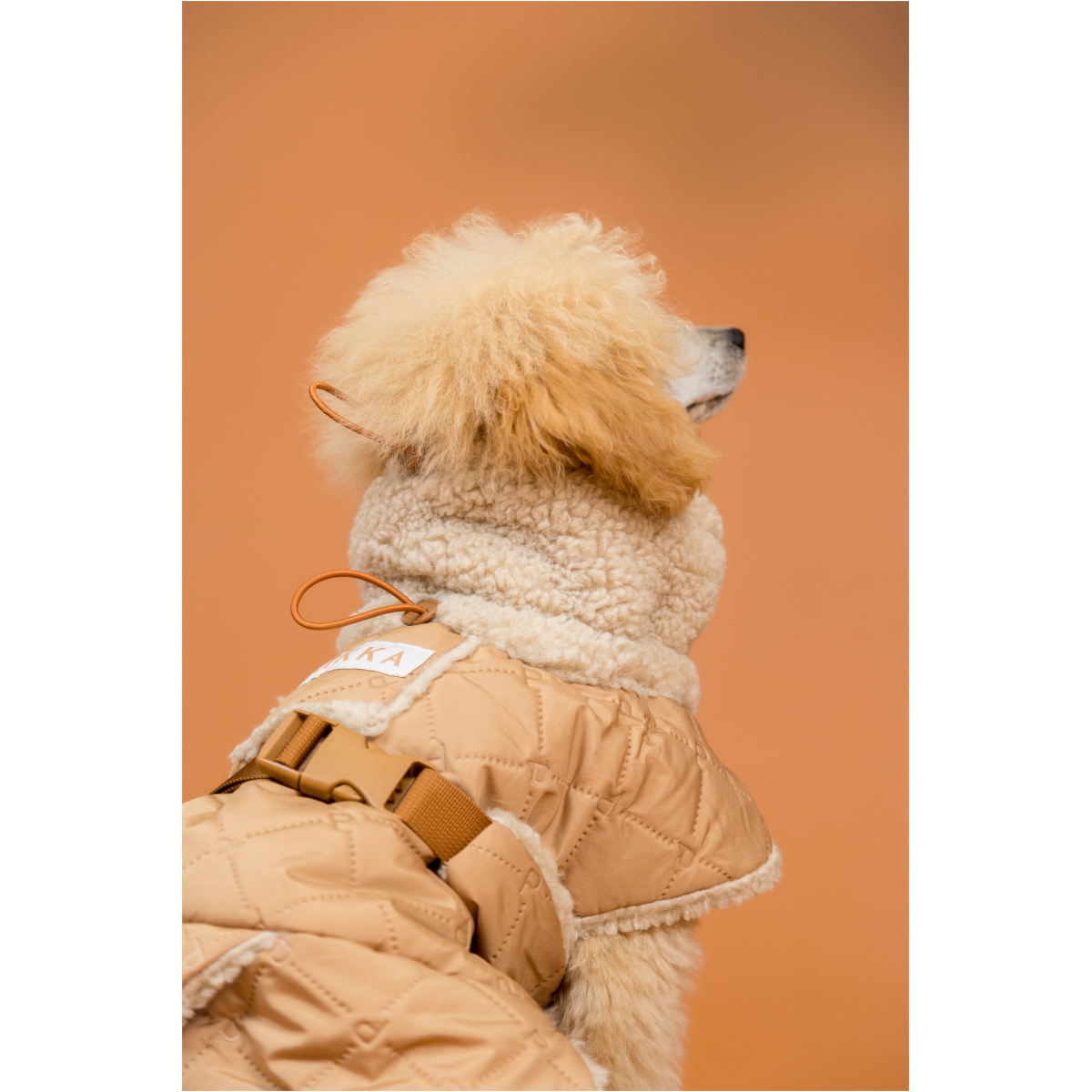 Paikka Quilted Sherpa Jakke, Camel - Image 11