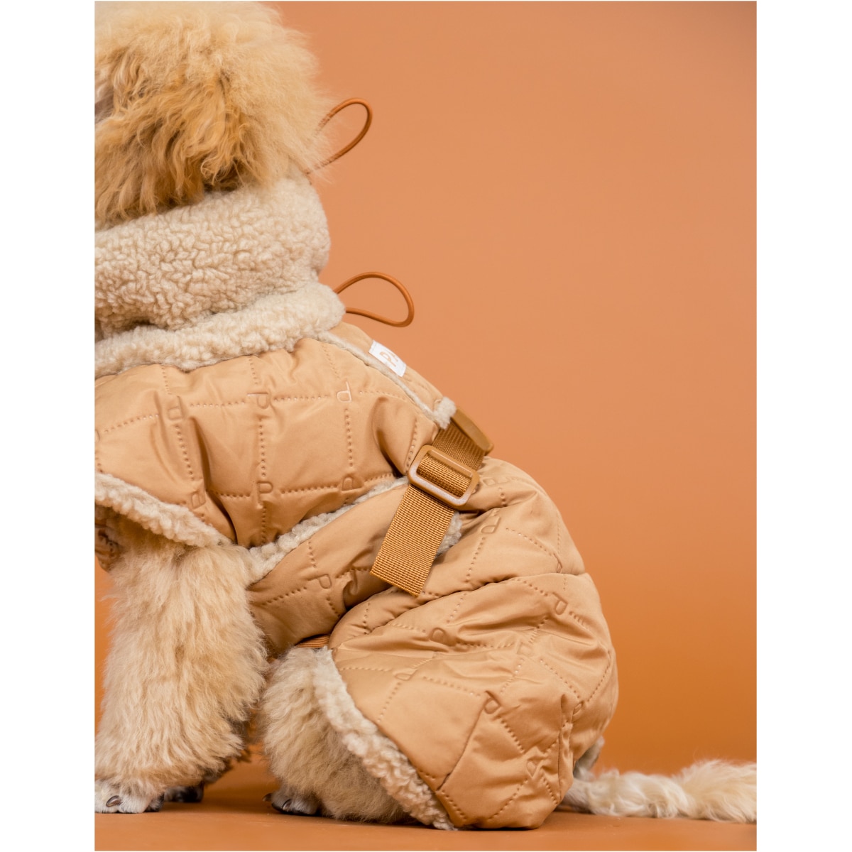 Paikka Quilted Sherpa Jakke, Camel - Image 12